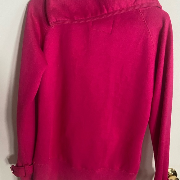 Beautiful sweater - Picture 2 of 3